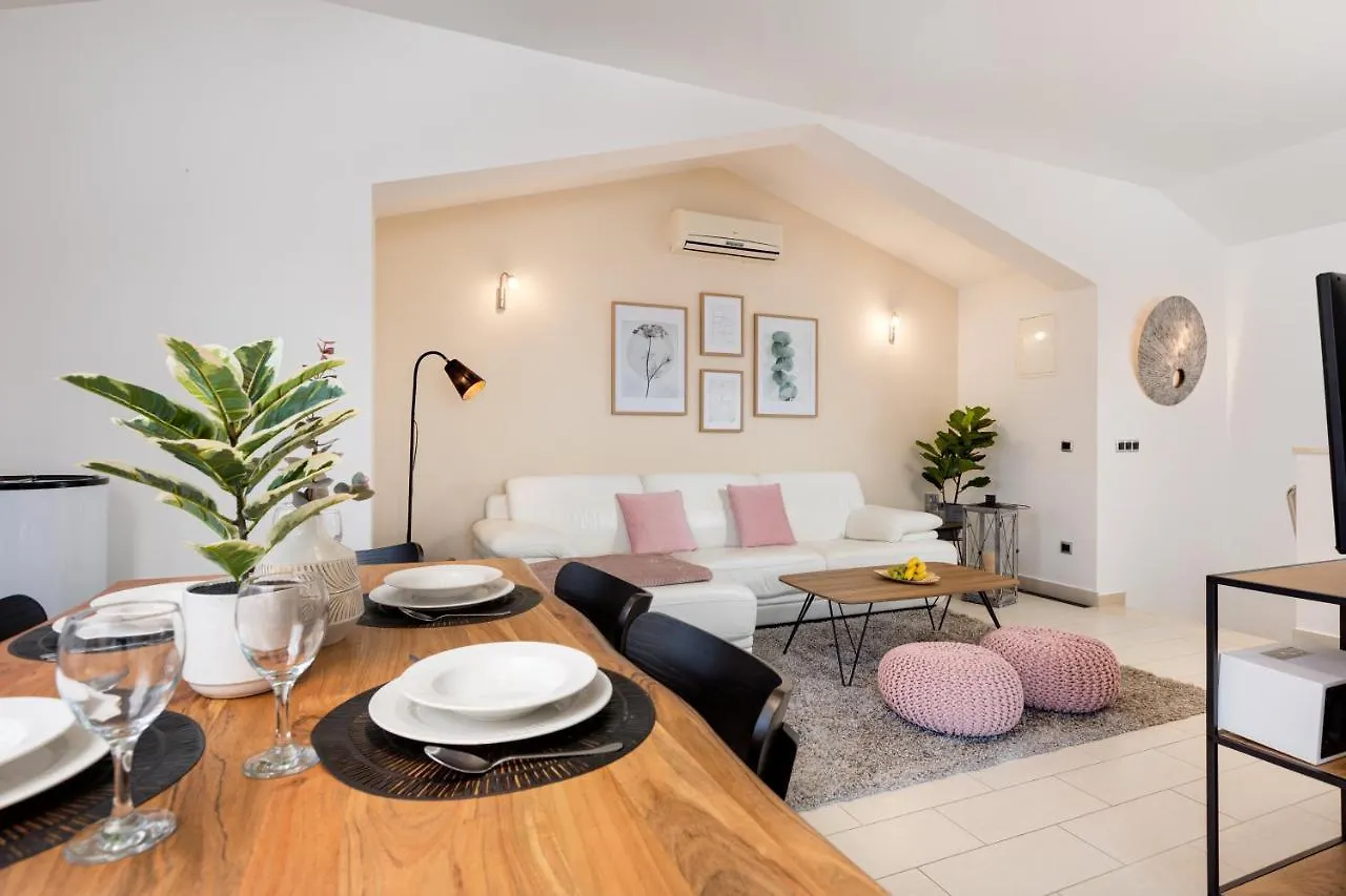 Apartment Manda Porat  Porat (Krk)