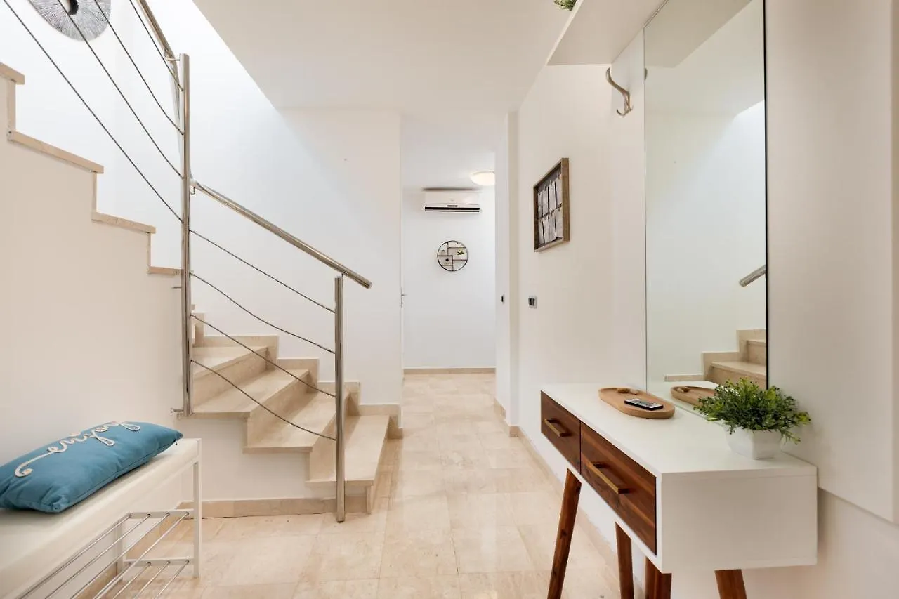 Apartment Manda Porat